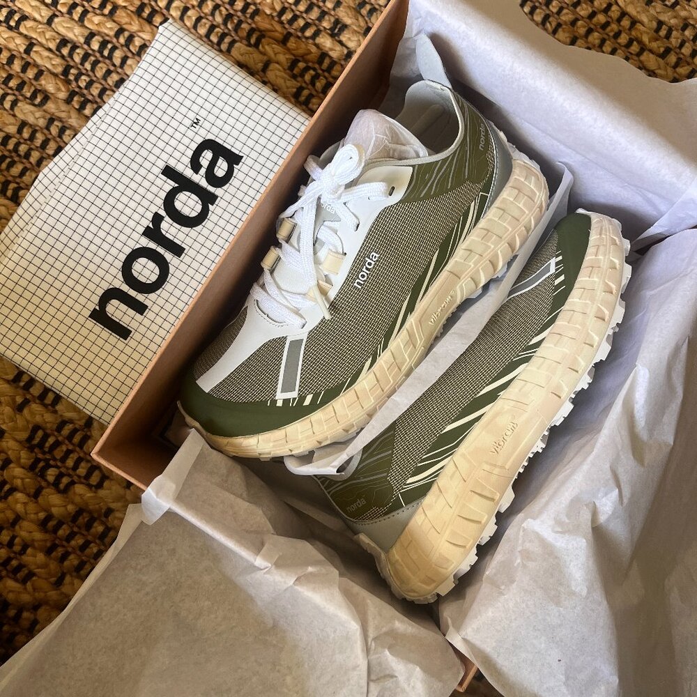 Norda 001 in Glitch